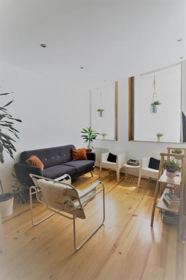 Downtown Porto Relaxed Apartment With Private Yard Exterior photo