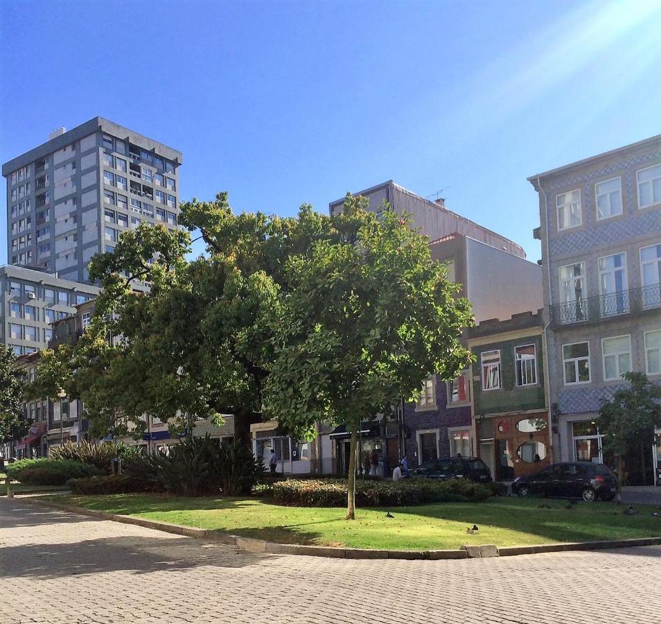 Downtown Porto Relaxed Apartment With Private Yard Exterior photo