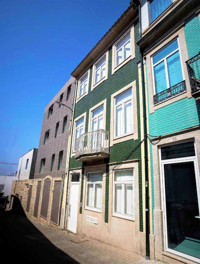 Downtown Porto Relaxed Apartment With Private Yard Exterior photo